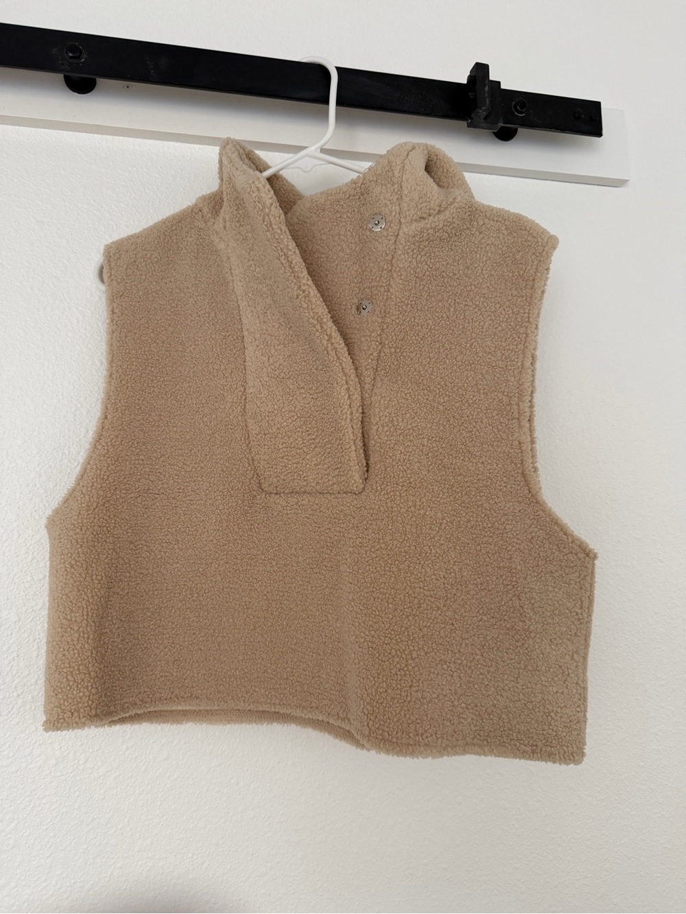 Pilcro Cream Sherpa Snap-Front Vest